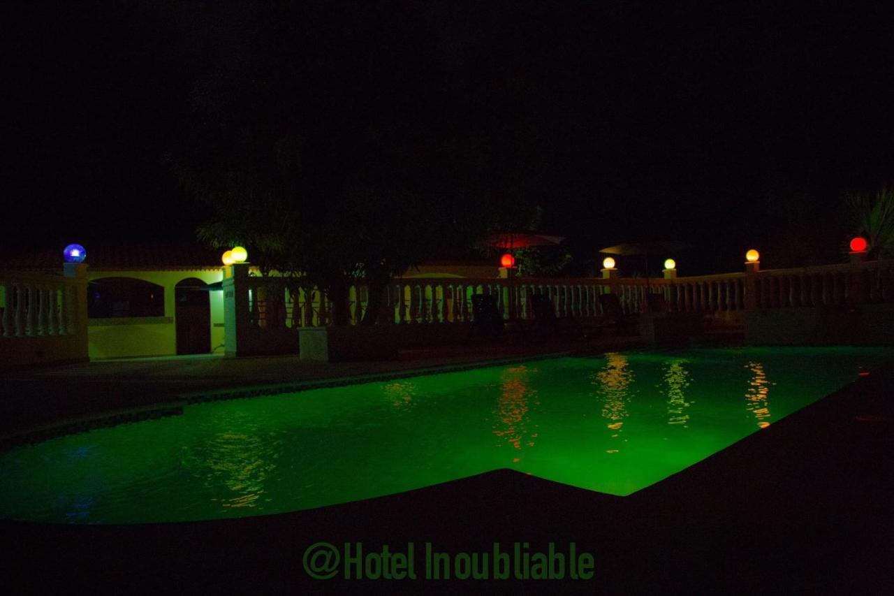 Hotel Inoubliable Cotterelle エクステリア 写真